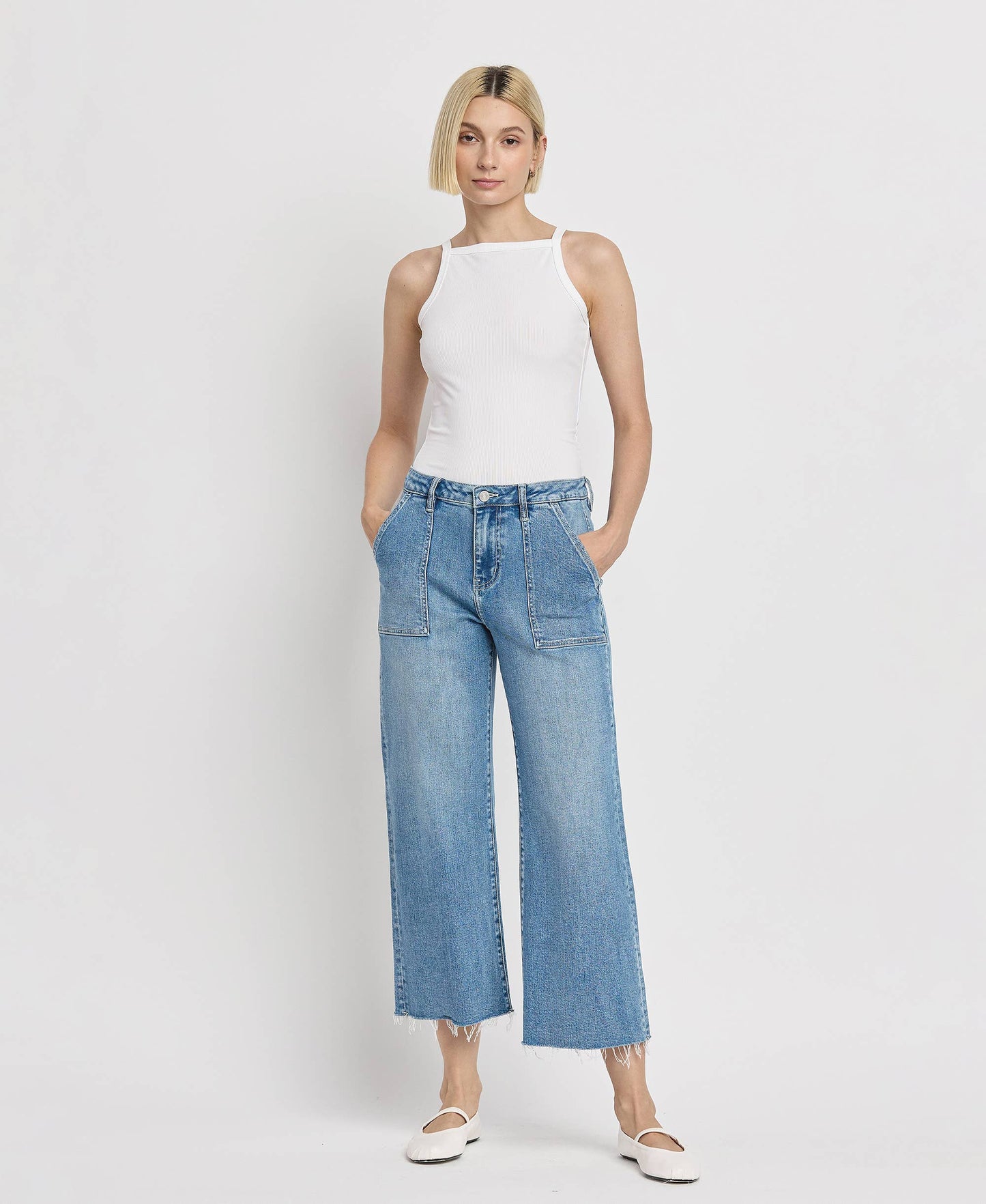 HIGH RISE CROP CARPENTER WIDE JEANS LV1439: SOLICITOUS / 30