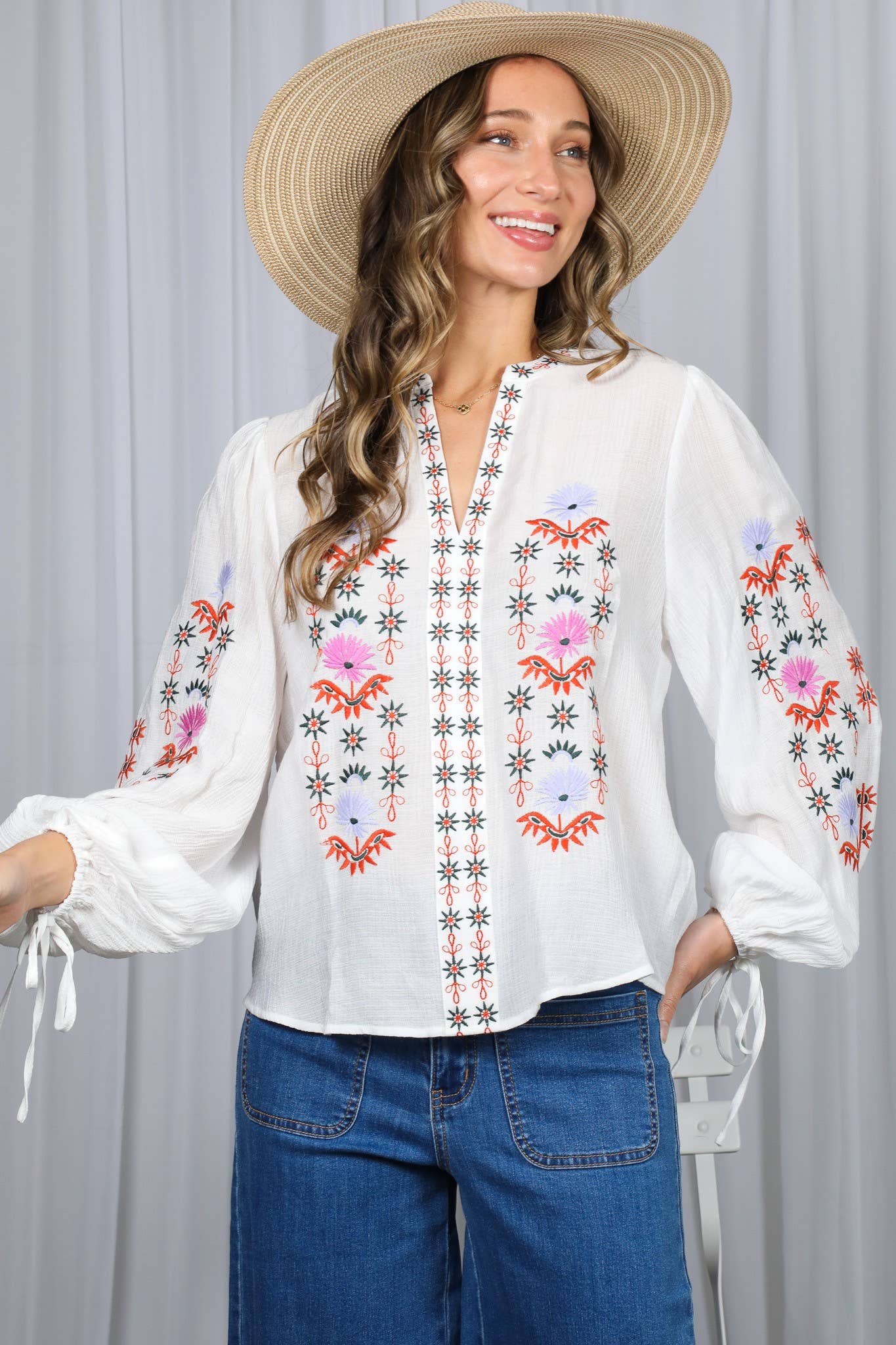 Vintage Embroidered Long Puff Blouse Top VT83003: Off White / L