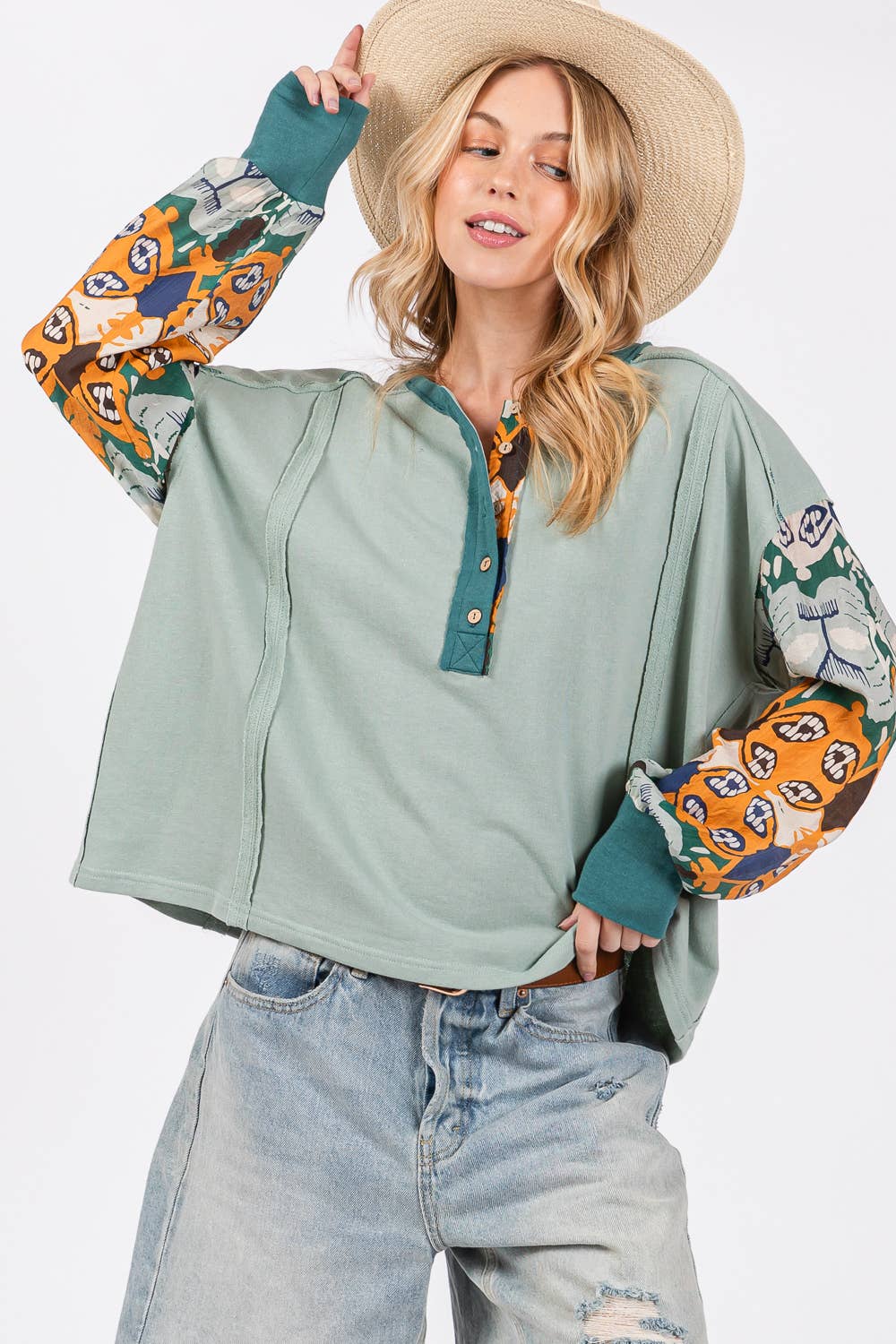 COLOR BLOCK ABSTRACT CONTRAST LONG SLEEVES TOP (ST71045): FALLOW / S-M-L