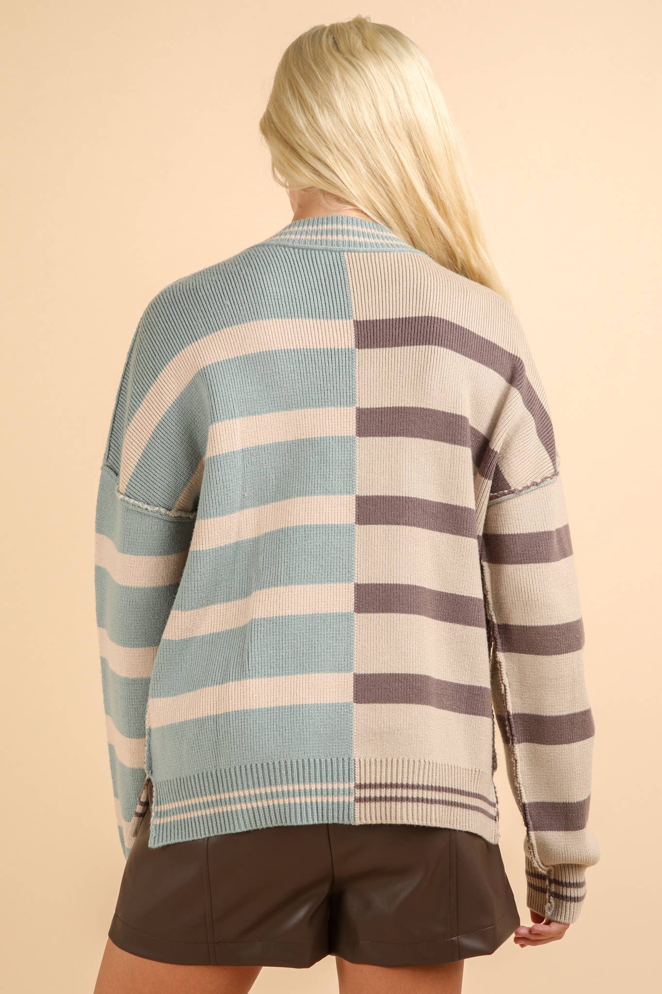12W3185N-Color Block Oversized Striped Knit Sweater Top: ECRU / S-M-L/2-2-2