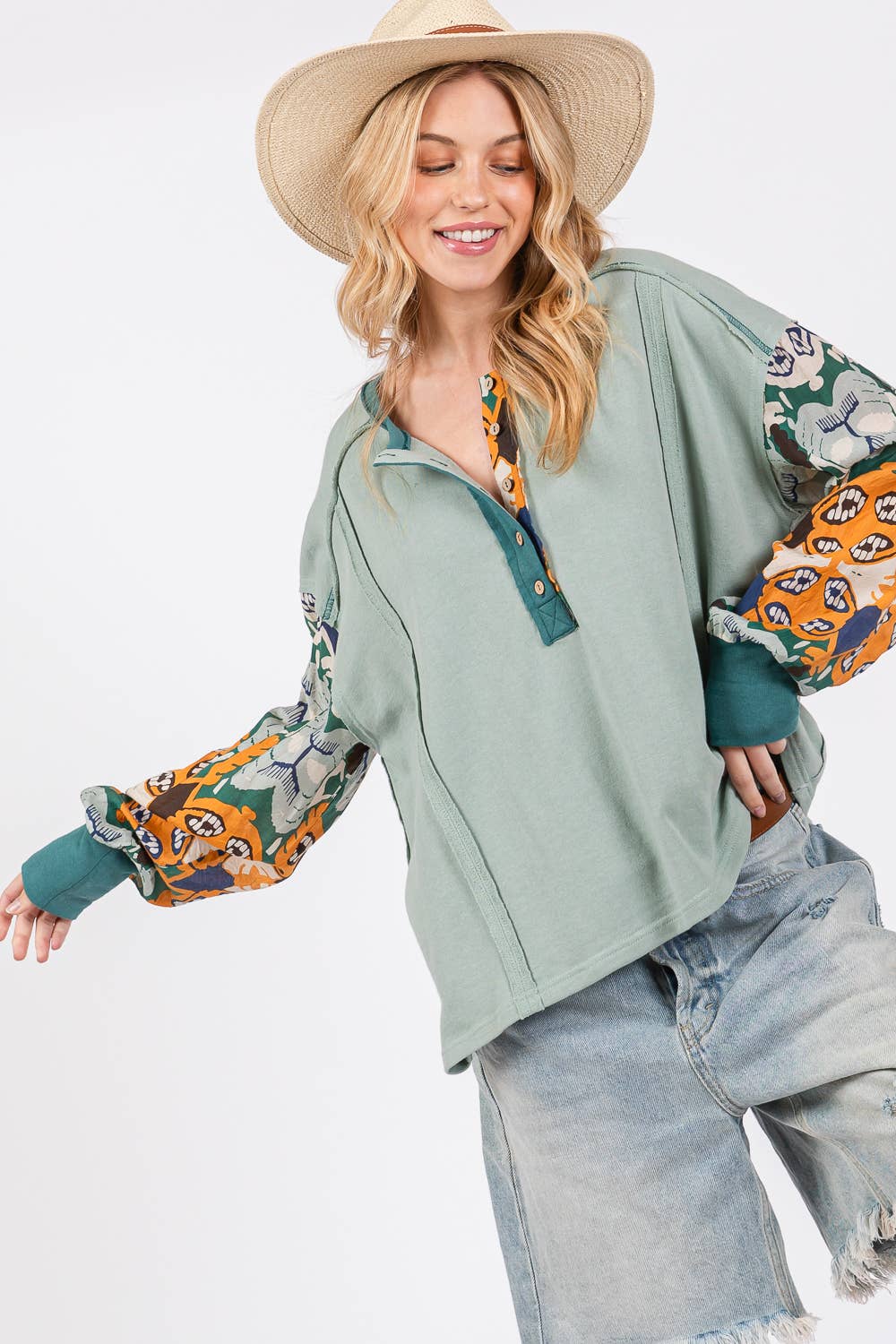COLOR BLOCK ABSTRACT CONTRAST LONG SLEEVES TOP (ST71045): FALLOW / S-M-L