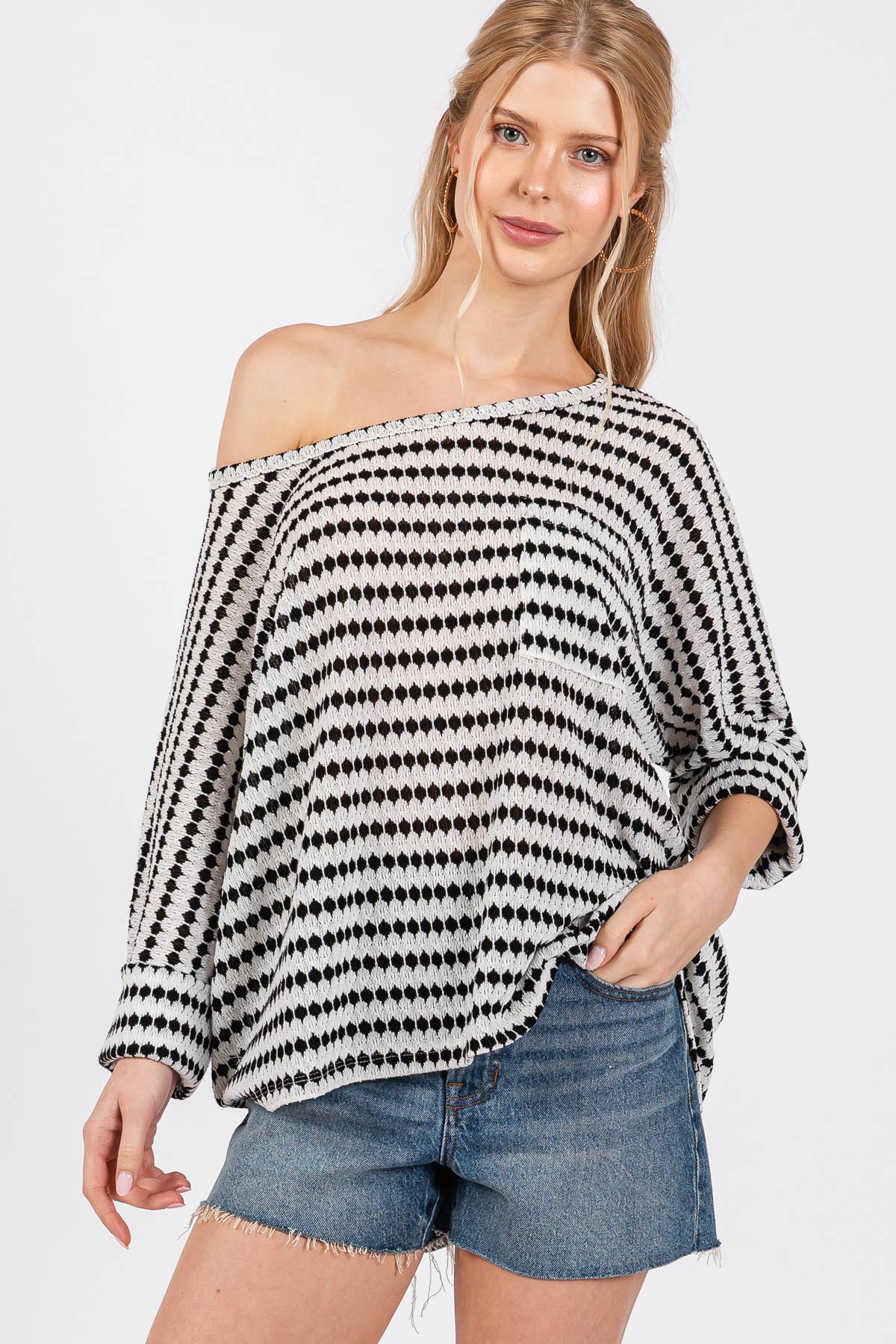 Knit Striped Round Neckline Top / TY12894SB: BLACK / S-M-L-XL (2-2-2-2)