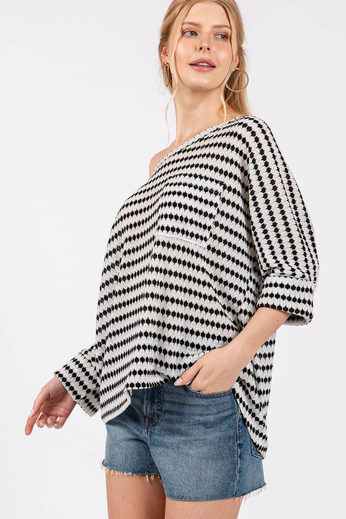 Knit Striped Round Neckline Top / TY12894SB: BLACK / S-M-L-XL (2-2-2-2)