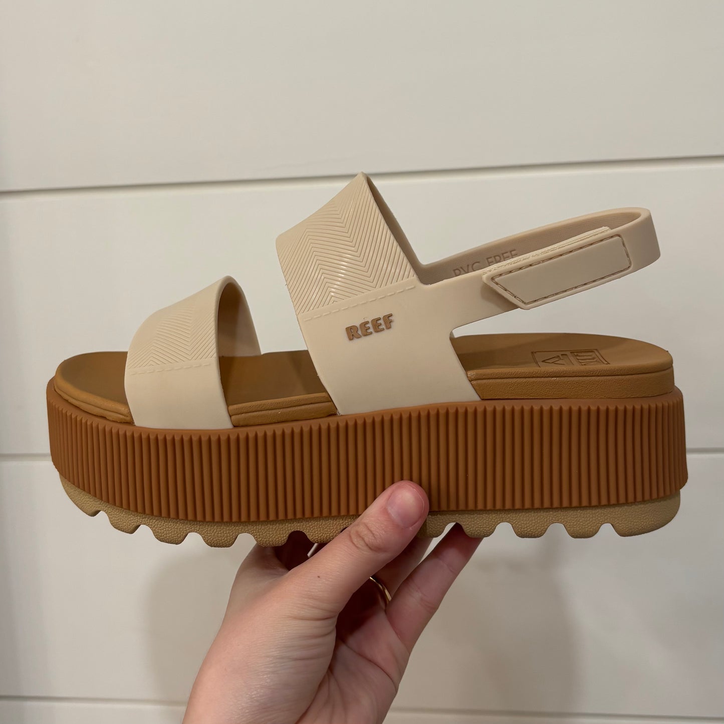 REEF Water Vista Higher- Vintage/ Tan