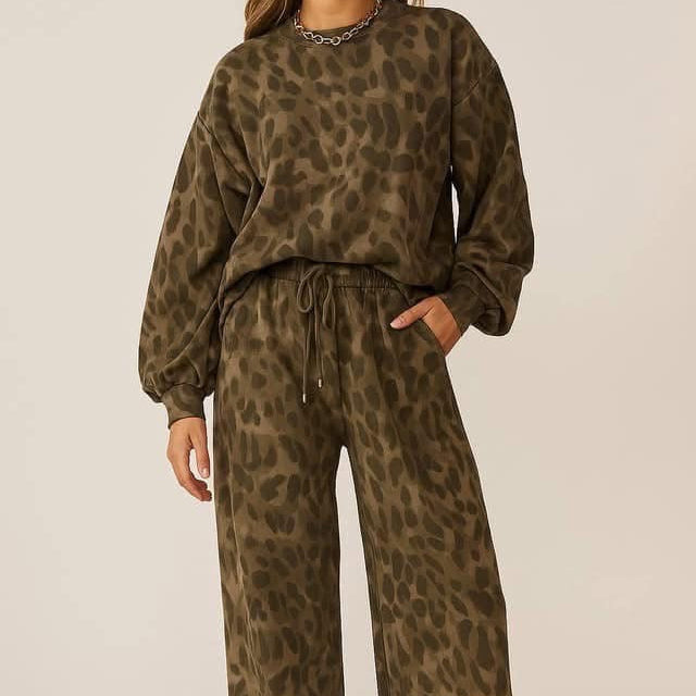 Untamed Comfort Set