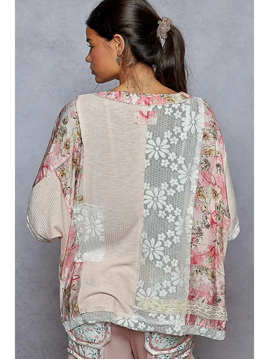 Pointed Petals Ribbed Top