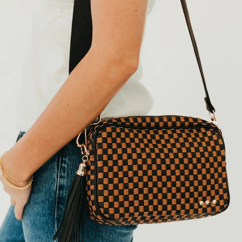 Woven Willow Camera Crossbody Bag | Checkered Coffee