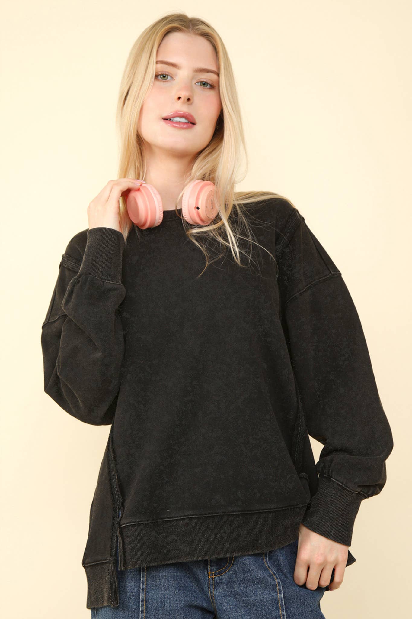 NT11399-Mineral Washed French Terry Oversized Knit Top: Black / S-M-L/2-2-2