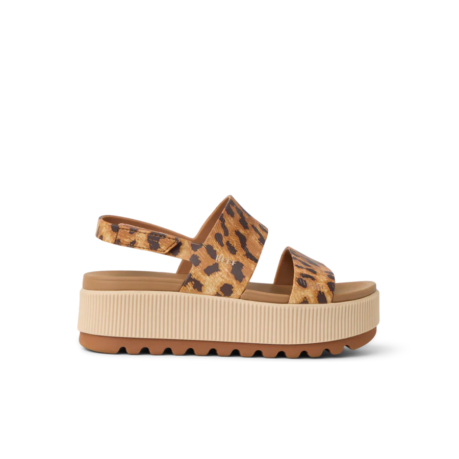 Water Vista Higher - Leopard