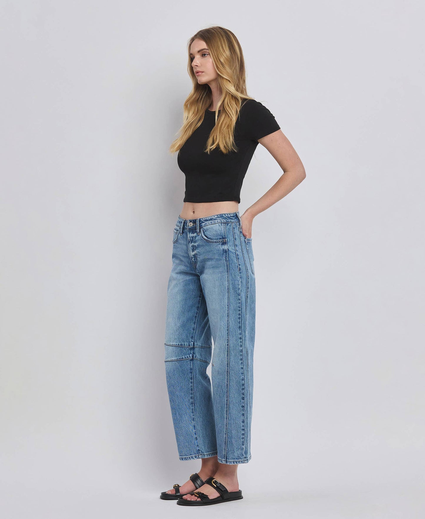 HIGH RISE BARREL LEG JEANS T6514: TINGLE / 32