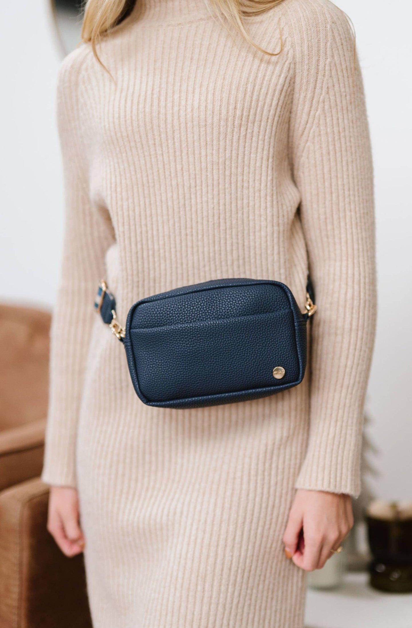 Willow Crossbody Belt Fanny Waist Sling Purse Bag: Light Camel