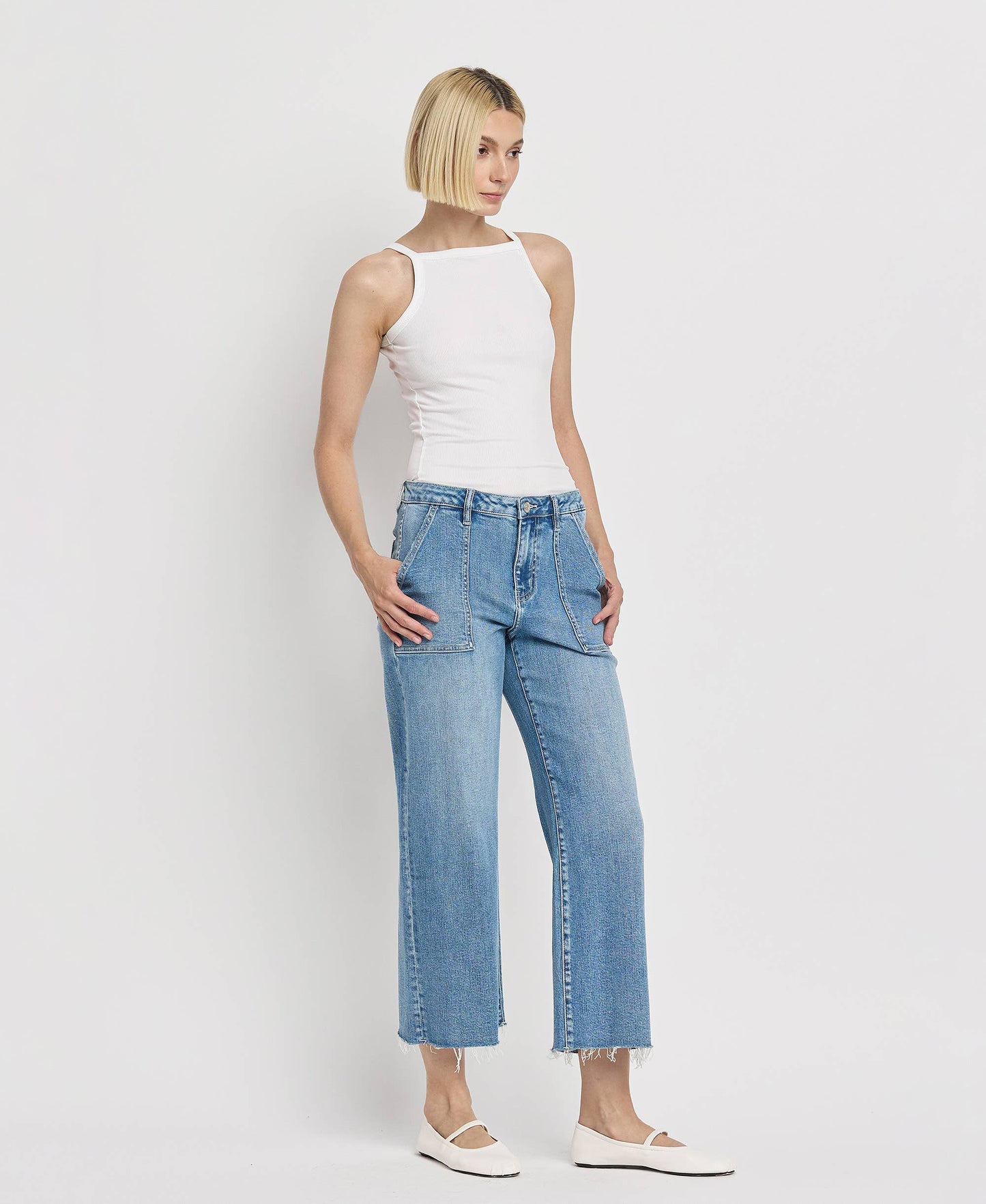 HIGH RISE CROP CARPENTER WIDE JEANS LV1439: SOLICITOUS / 30