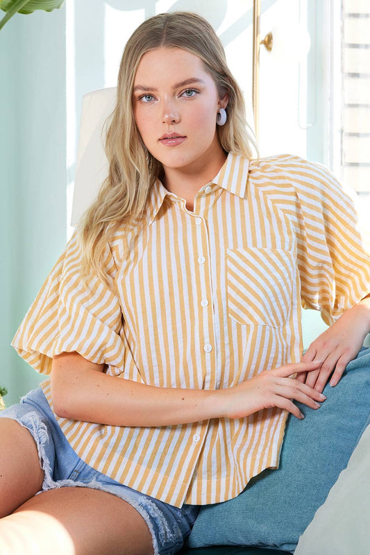 STRIPED PRINT SHORT PUFF SLEEVE BUTTON UP SHIRT: MUSTARD / S