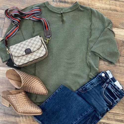 Chic Cut Top- Tealish Green