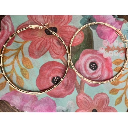 Lucky hoops