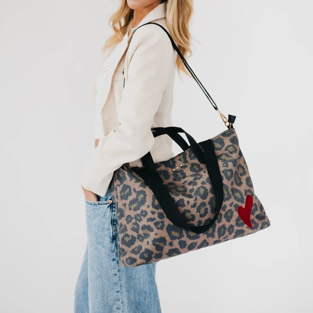 Chelsie Canvas Printed Tote | Leopard