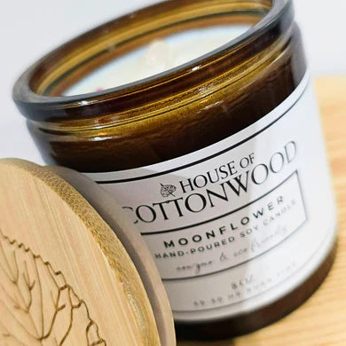 MOONFLOWER HAND-POURED SOY CANDLE 16 oz