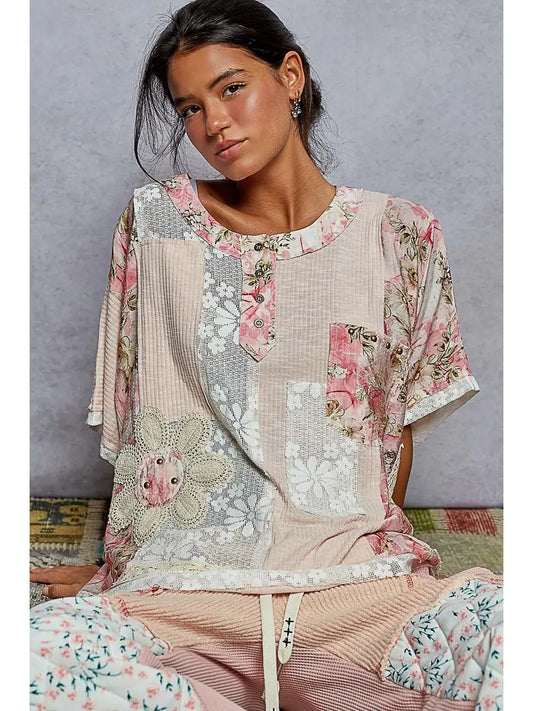 Pointed Petals Ribbed Top