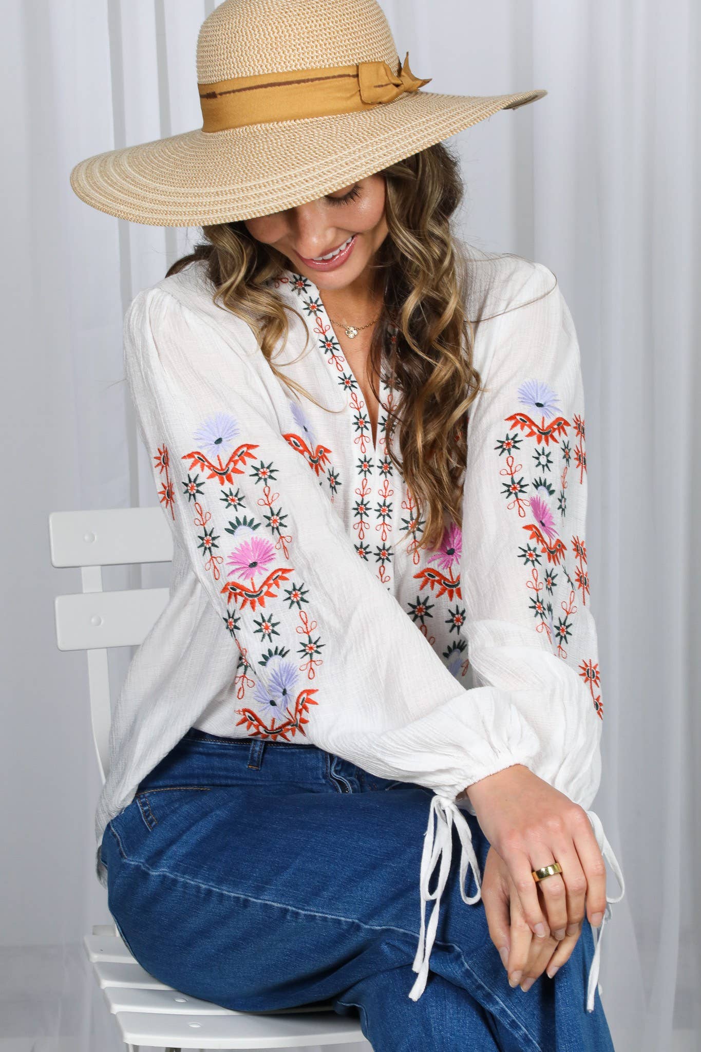 Vintage Embroidered Long Puff Blouse Top VT83003: Off White / L
