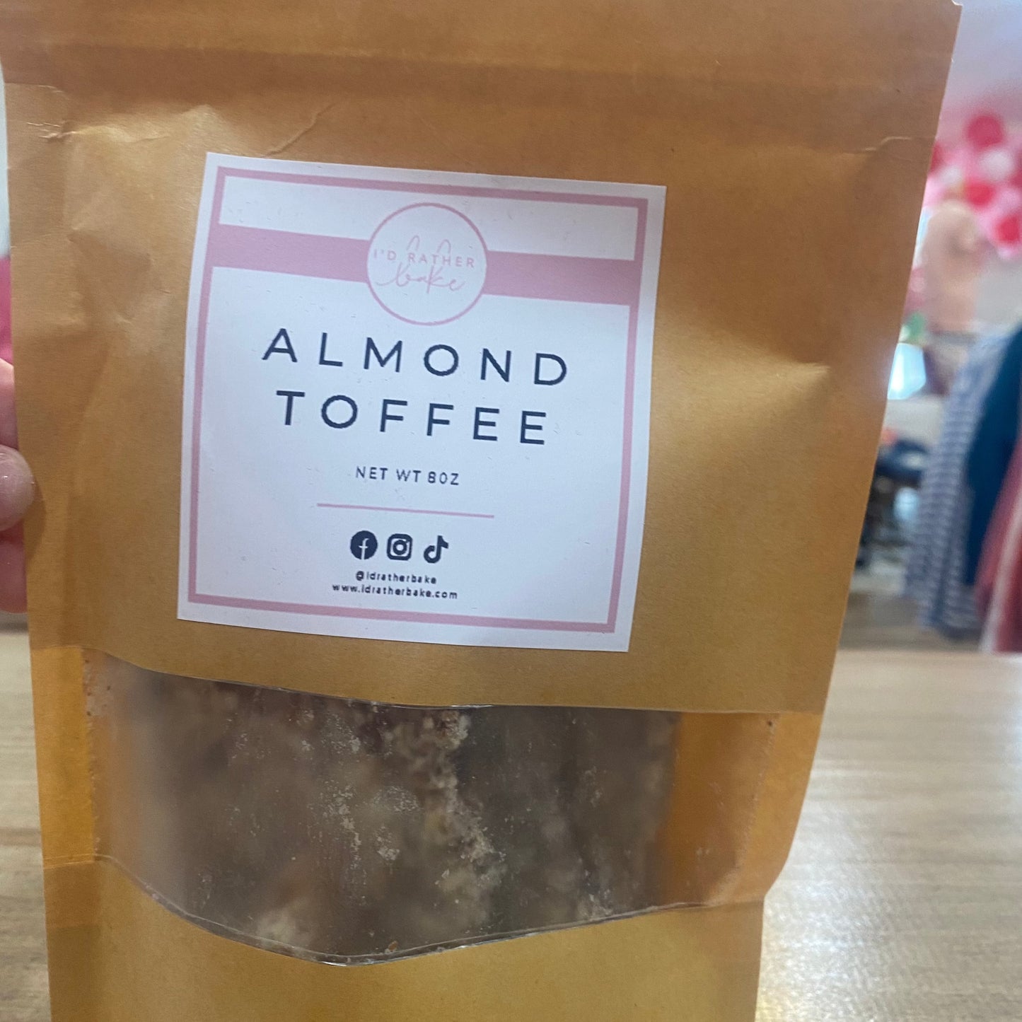 ALMOND TOFFEE